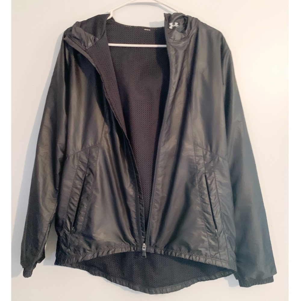 UNDER ARMOUR black rain jacket